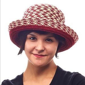 Piccadilly Circus Chenille Hat for Ladies